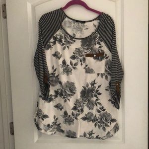 3/4 sleeve tee with frocket